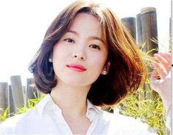 校园女主女明星,青春蜕变之路