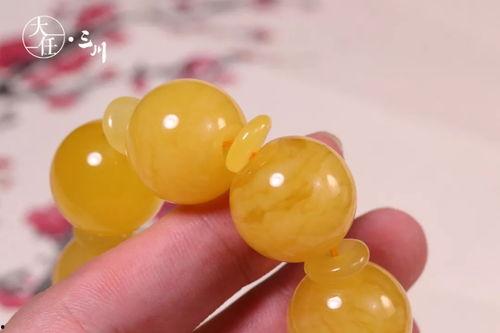 怎么看蜜蜡是否老料,如何辨别老料新料