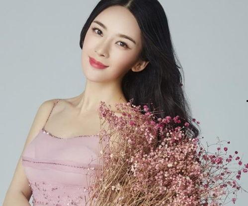 姓蓝字的明星有谁,揭秘姓蓝的璀璨明星