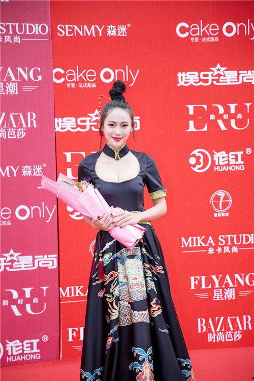 黄伊凡明星,星光璀璨的演艺之路