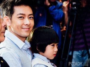 明星儿子吃醋吗,明星儿子吃醋背后的温馨故事