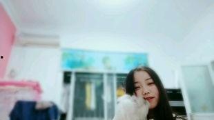 子扬小姐姐头条号,魅力四溢的时尚达人